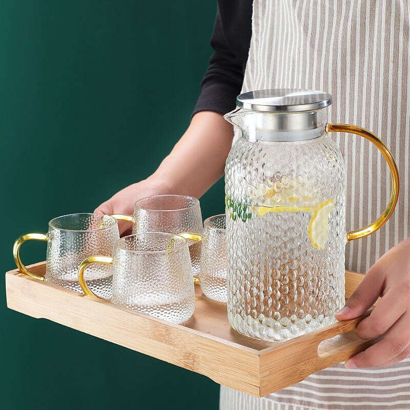 Glass Water Pitcher with Filter Lid - Ideal for Hot/Cold Beverages - Casatrail.com