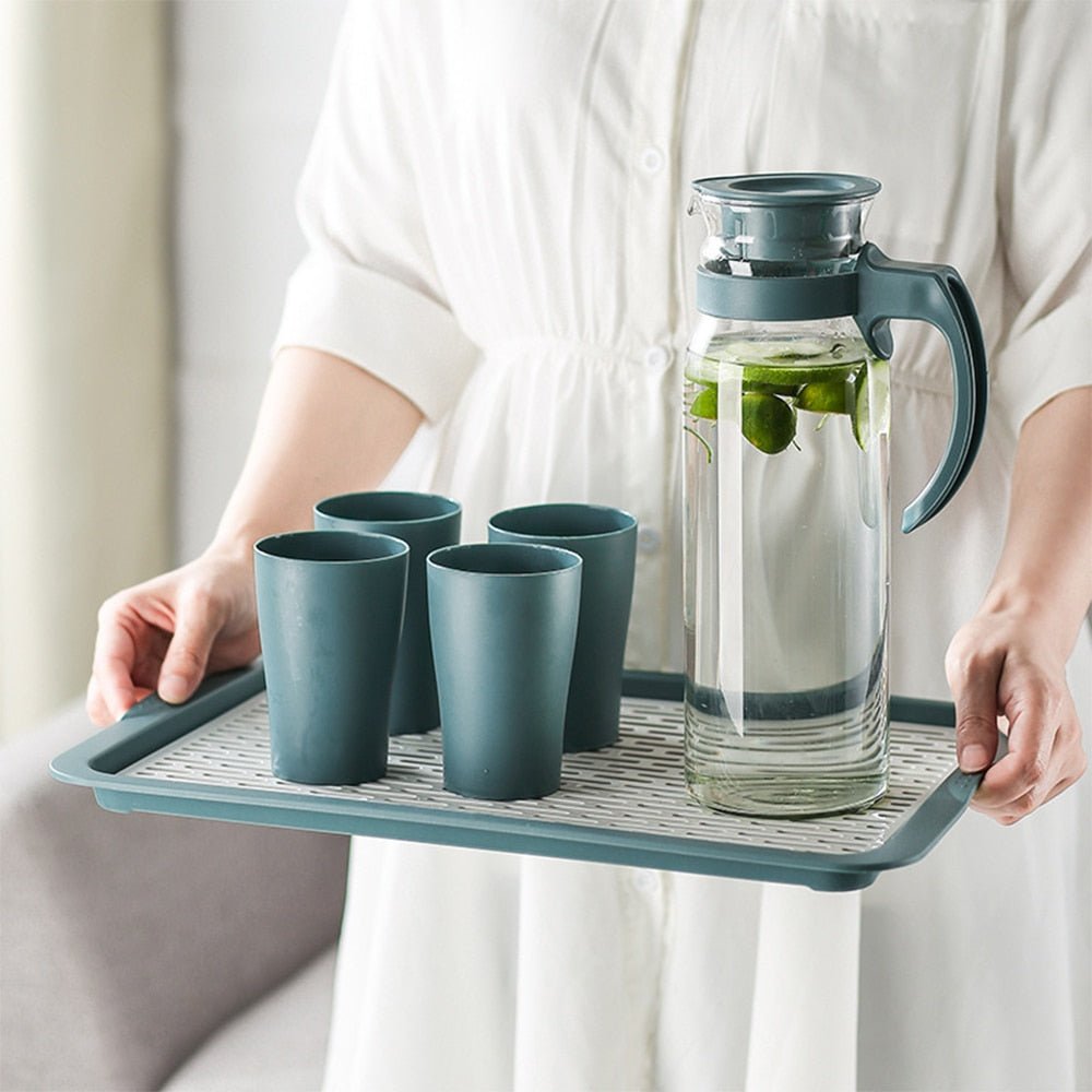 Glass Water Pitcher with Lid and Handle - Beverage Dispenser - Casatrail.com