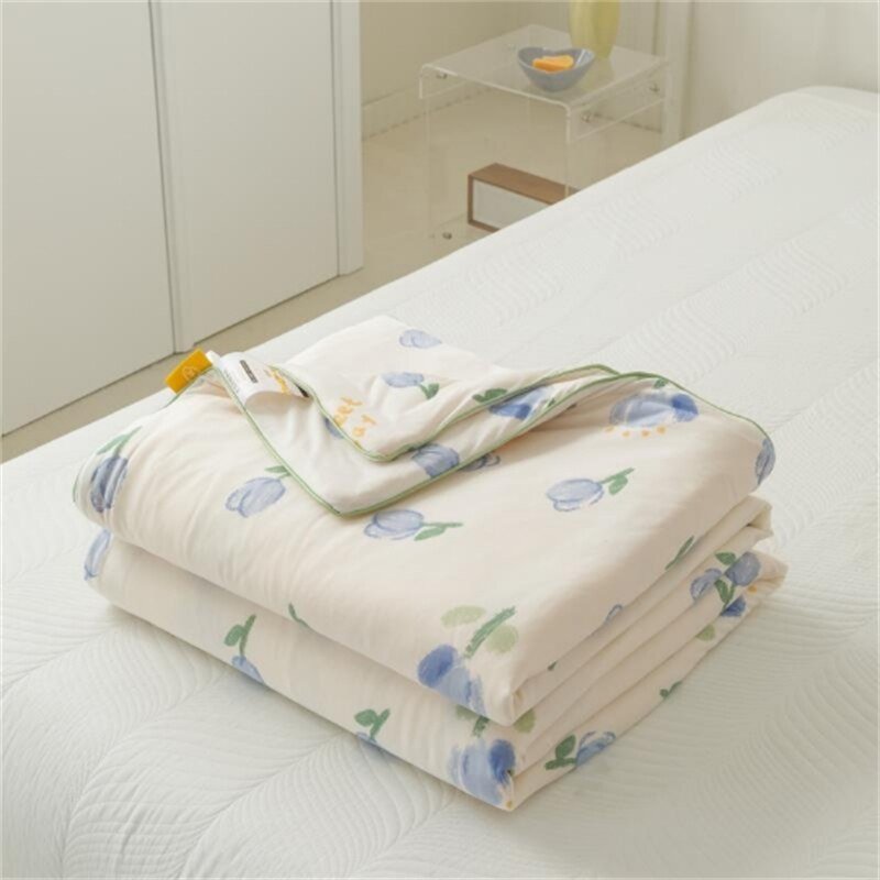 Grade A Cotton Cooling Blanket - Summer Quilt with Soy Fiber Fill - Casatrail.com