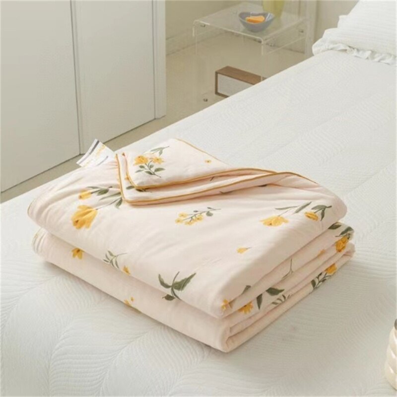 Grade A Cotton Cooling Blanket - Summer Quilt with Soy Fiber Fill - Casatrail.com