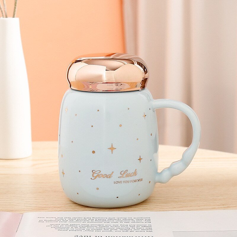 Gypsophila Ceramic Coffee Mug with Creative Handgrip and Lid - Casatrail.com