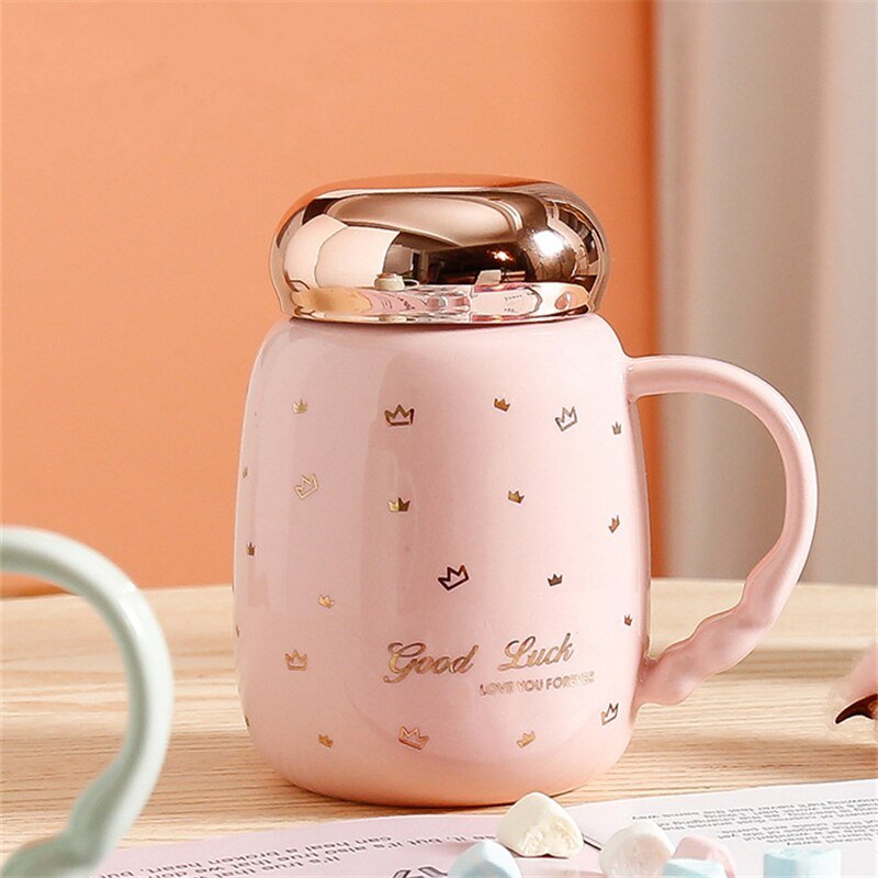 Gypsophila Ceramic Coffee Mug with Creative Handgrip and Lid - Casatrail.com