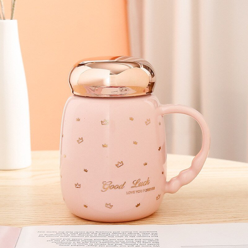 Gypsophila Ceramic Coffee Mug with Creative Handgrip and Lid - Casatrail.com