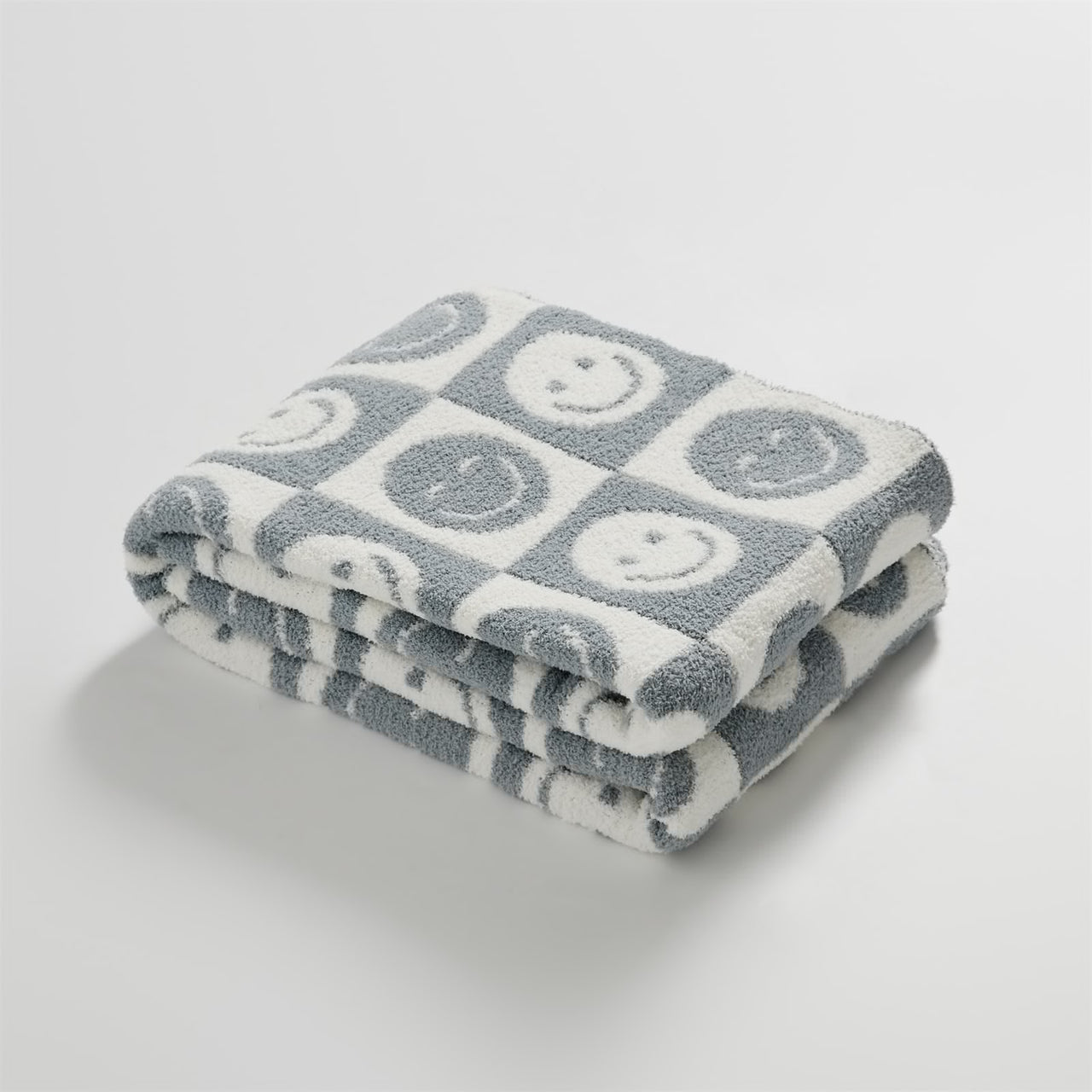 Internet Smile Meme Pattern Blanket with Cute Checkerboard Design - Casatrail.com