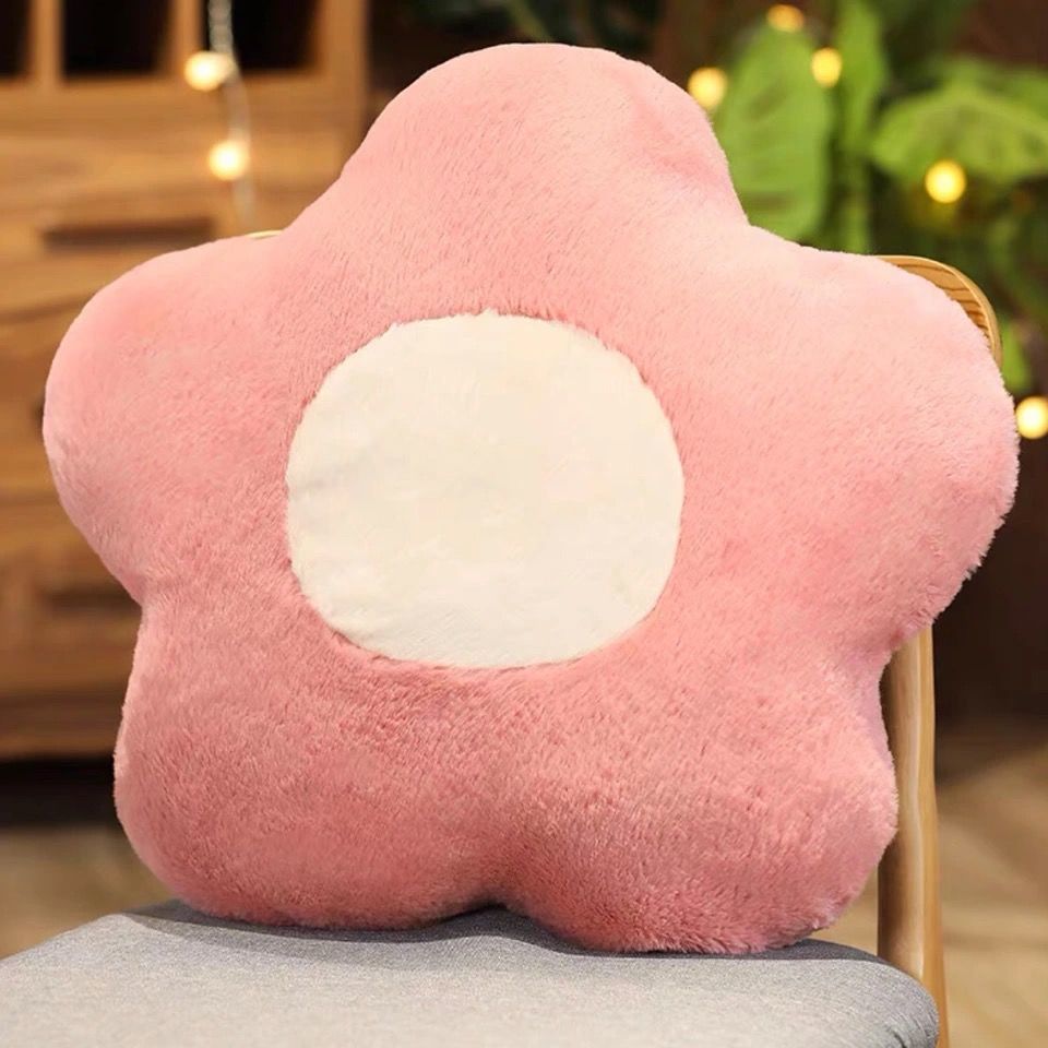 Kids' Egg - Shaped Plush Floor Pillow for Comfort - Casatrail.com