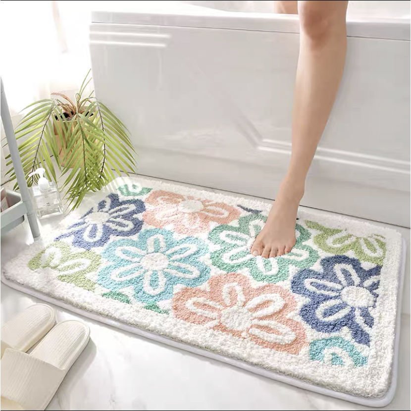 Latest Anti - Skid Bath Mat with Flower Pattern for Bathroom - Casatrail.com