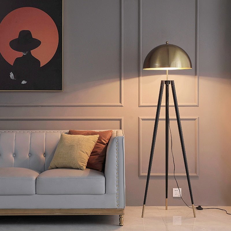 LED Floor Lamps: Stylish Gold - Black Fixture - Casatrail.com