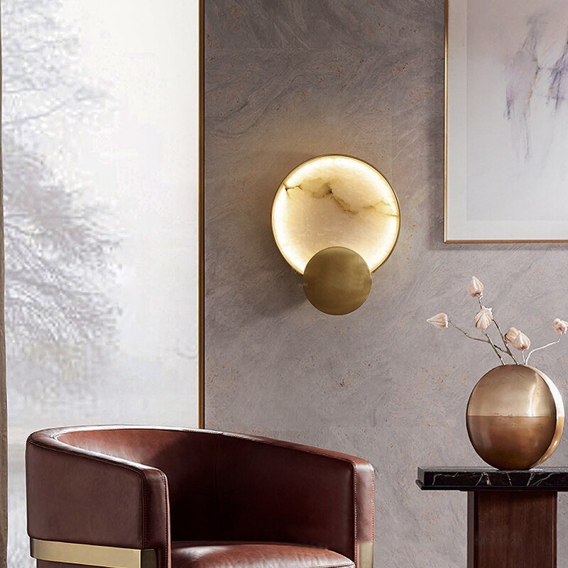 LED Wall Lamp with Marble Design and Gold Accents - Casatrail.com