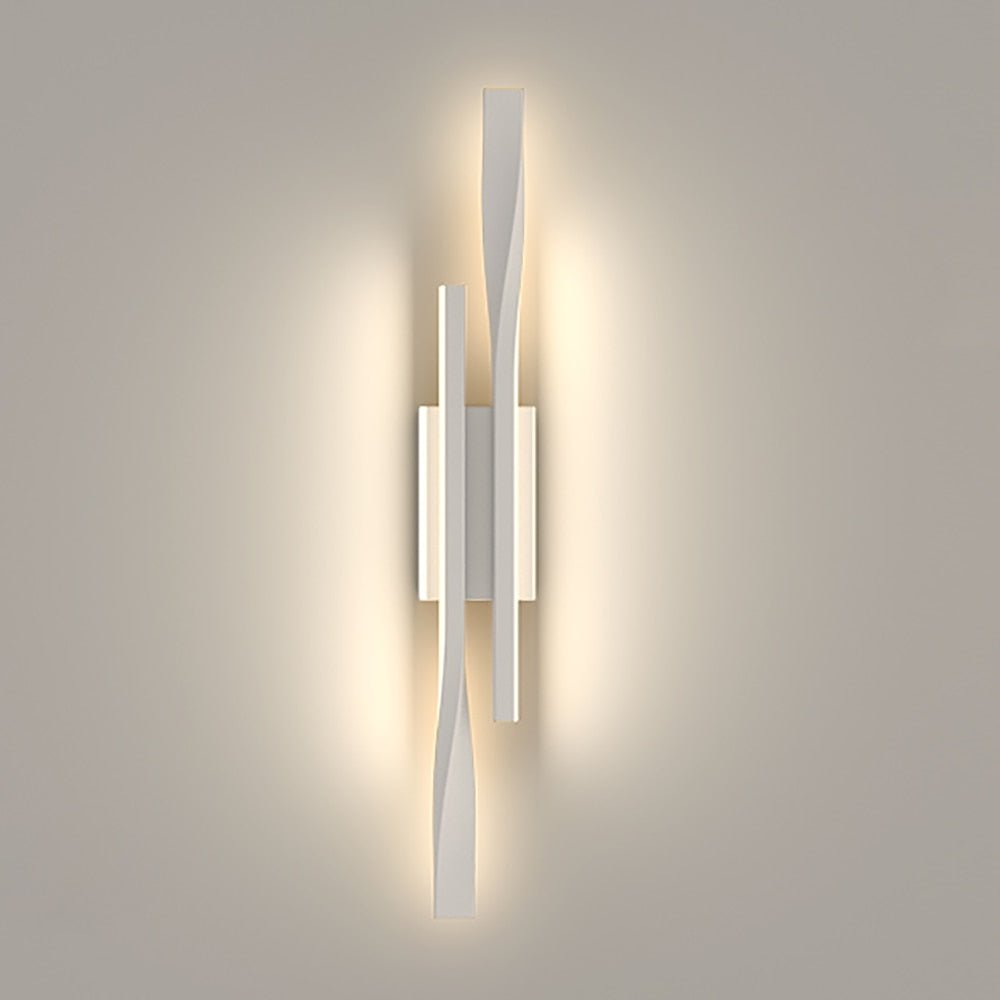 Long Strip Wall Light for Modern Living Spaces - Casatrail.com