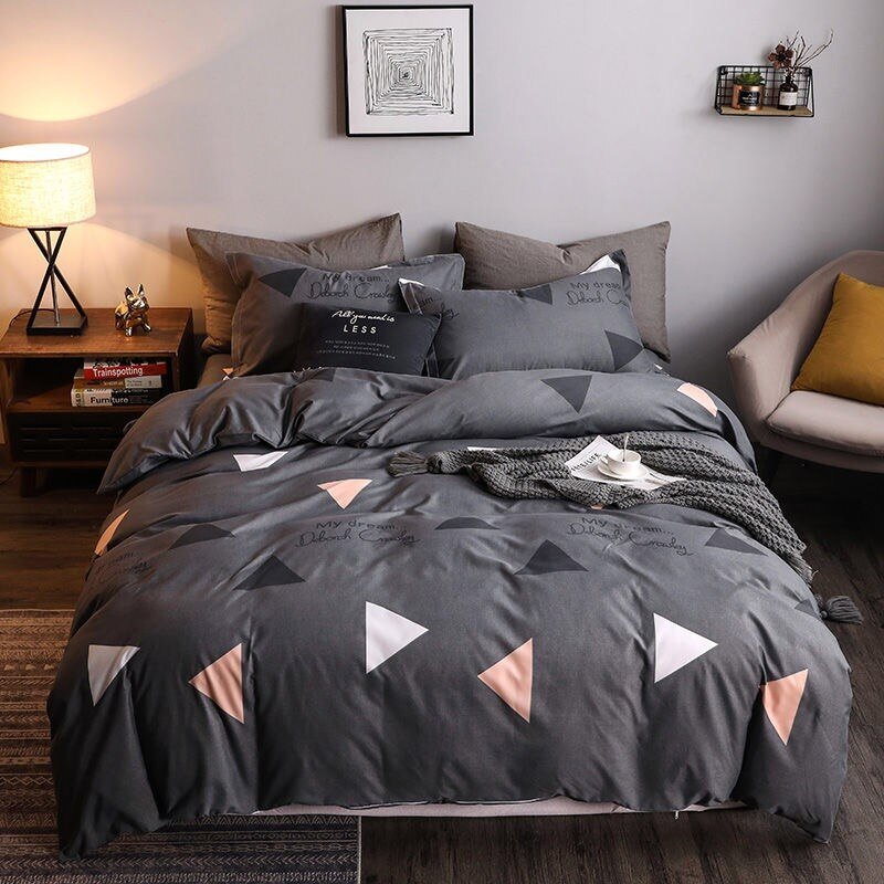 Luxury Bedding Set with King Size Duvet Cover and Geometric Print - Casatrail.com