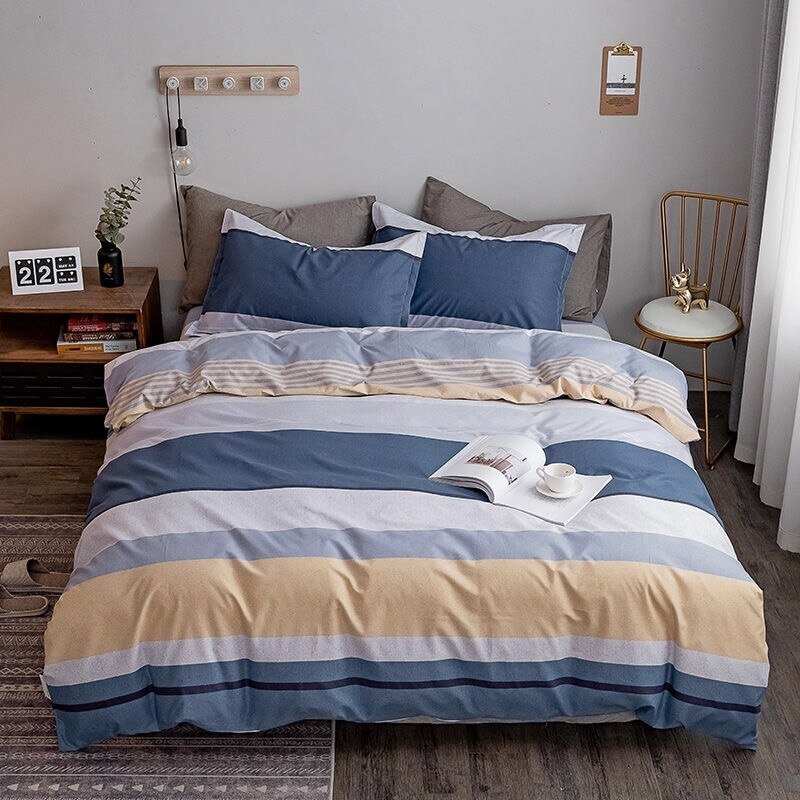 Luxury Bedding Set with King Size Duvet Cover and Geometric Print - Casatrail.com