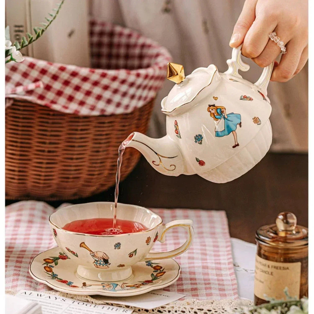 Luxury Gift Box Cup and Pot with Rabbit Teapot Set - Casatrail.com