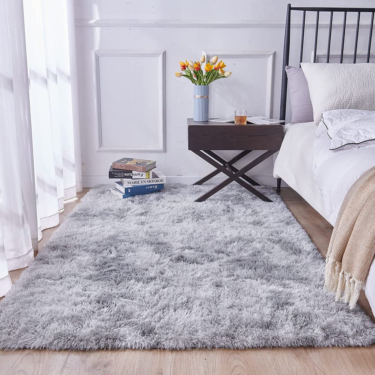 Luxury Plush Shaggy Area Rug for Bedroom with Non - Slip Backing - Casatrail.com