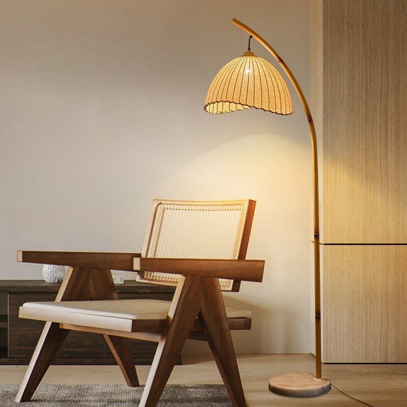 Metal Floor Lamp with Bamboo - Inspired Design - Casatrail.com