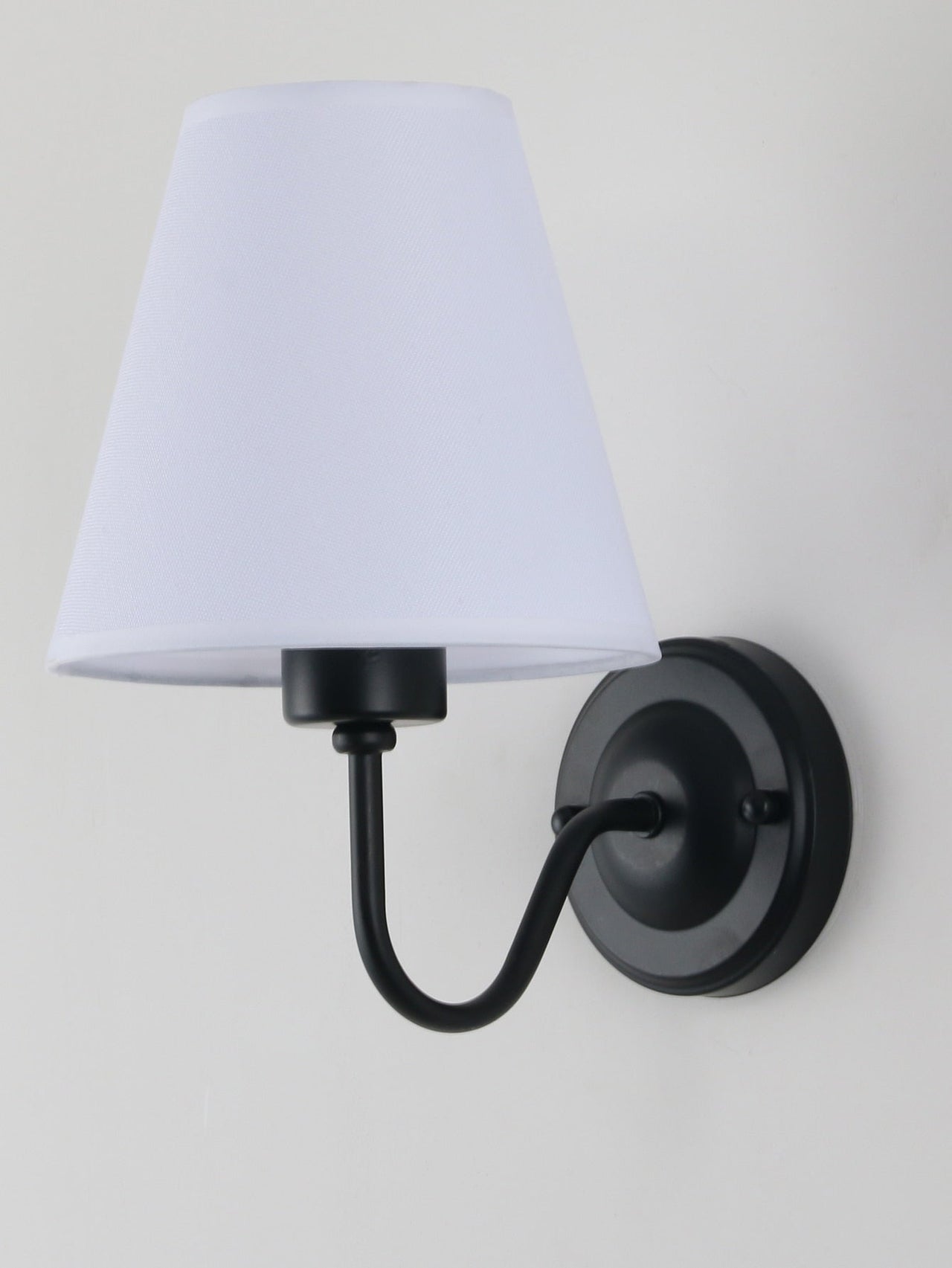 Modern E27 Indoor Wall Lamp for Living Room (Bulb Not Included) - Casatrail.com