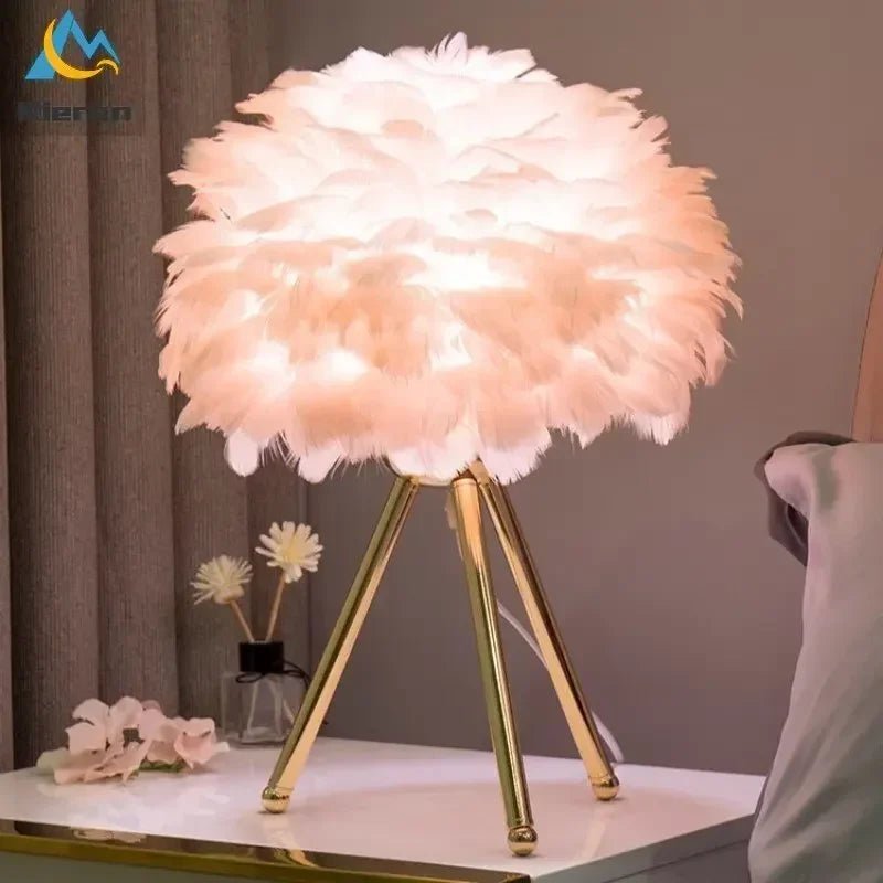 Modern Feather LED Table Lamp - Casatrail.com