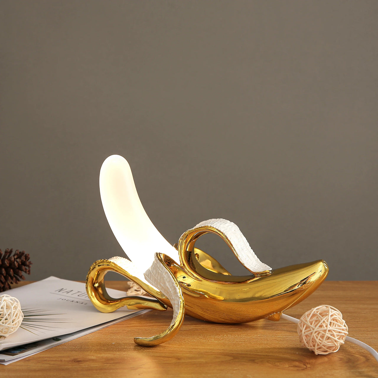 Modern Resin Banana Table Lamp - Casatrail.com