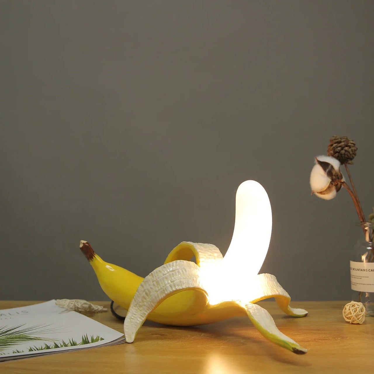 Modern Resin Banana Table Lamp - Casatrail.com