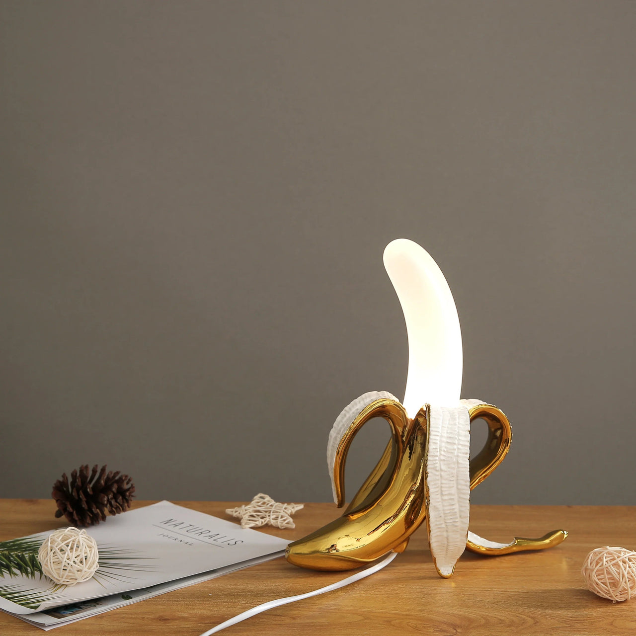 Modern Resin Banana Table Lamp - Casatrail.com