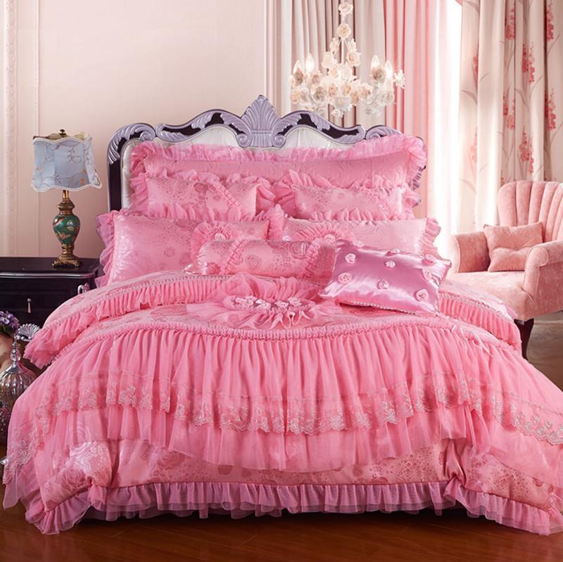 Multi Piece Lace Wedding Bedding Set in Cotton & Satin - Casatrail.com