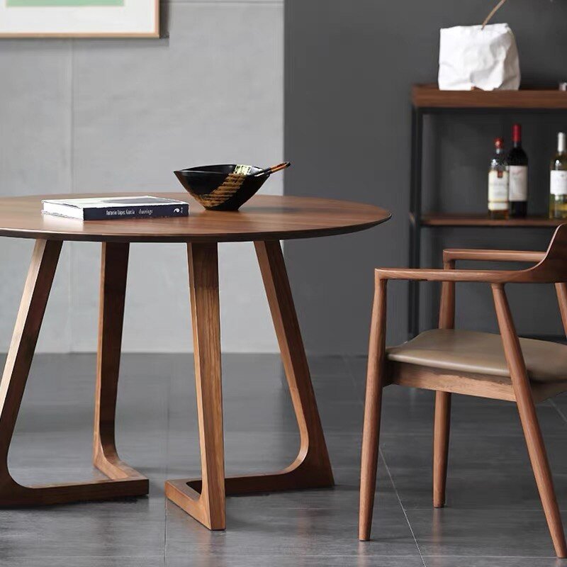 Newclassic Round Dining Table - Casatrail.com