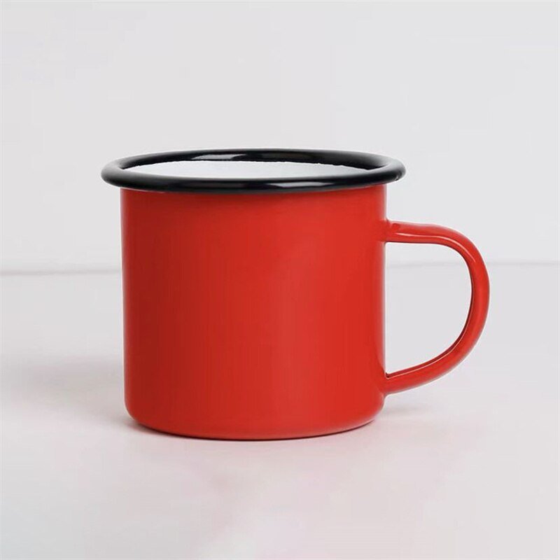 Old - Fashioned Enamel Cups - Casatrail.com
