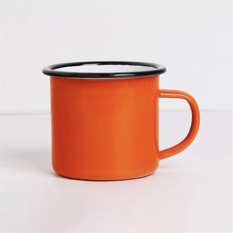 Old - Fashioned Enamel Cups - Casatrail.com