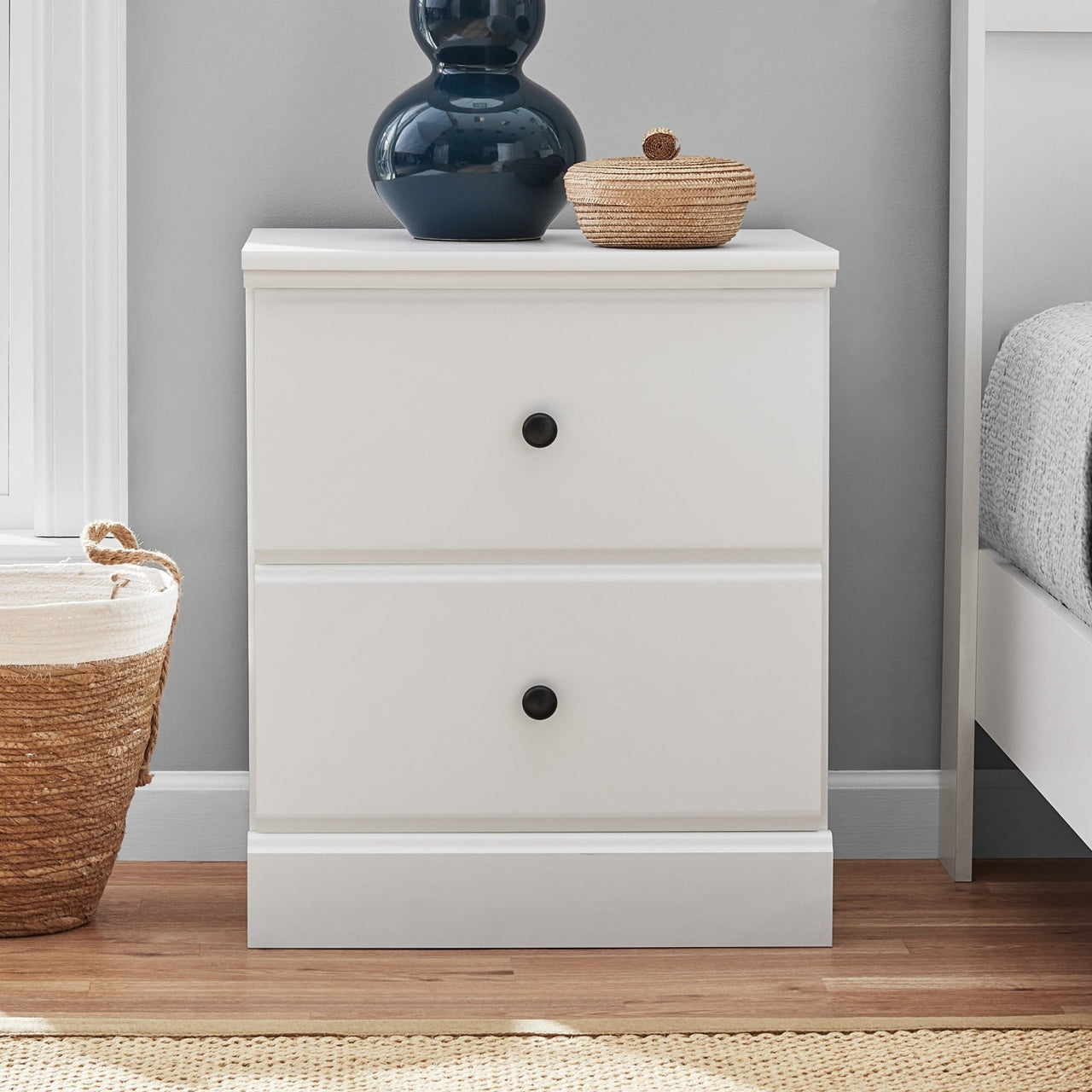 Parklane Nightstand in Soft White/Brown Finish - Casatrail.com