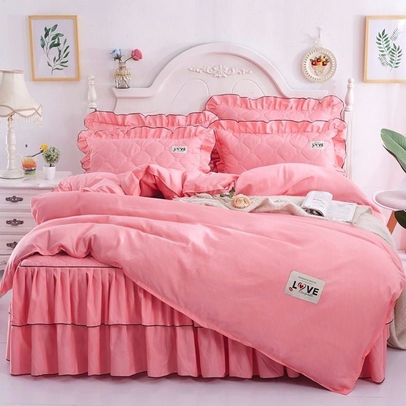 Quilted Bed Skirt Set with Bedspread and Quilt Cover - Casatrail.com