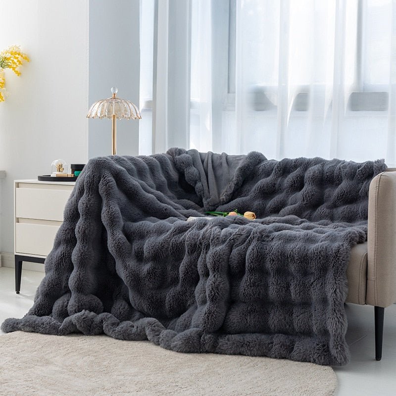 Ruched Luxurious Faux Fur Throw Blanket - Casatrail.com