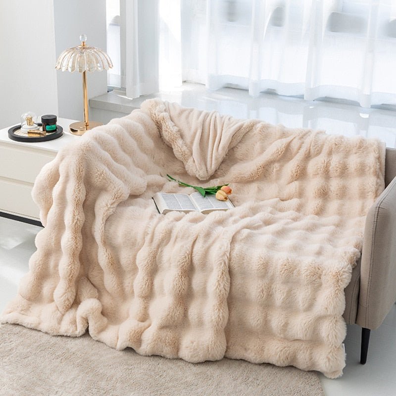 Ruched Luxurious Faux Fur Throw Blanket - Casatrail.com