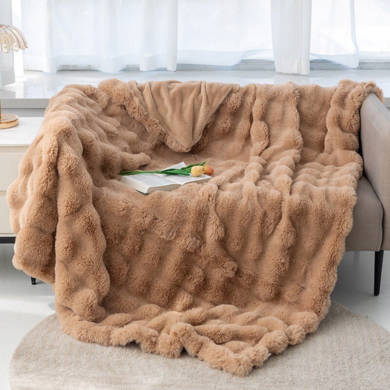 Ruched Luxurious Faux Fur Throw Blanket - Casatrail.com