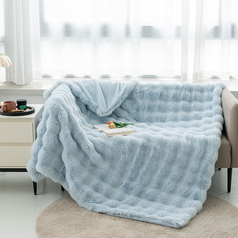 Ruched Luxurious Faux Fur Throw Blanket - Casatrail.com