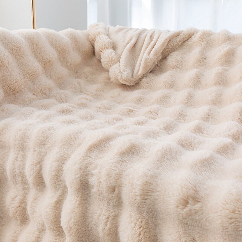 Ruched Luxurious Faux Fur Throw Blanket - Casatrail.com