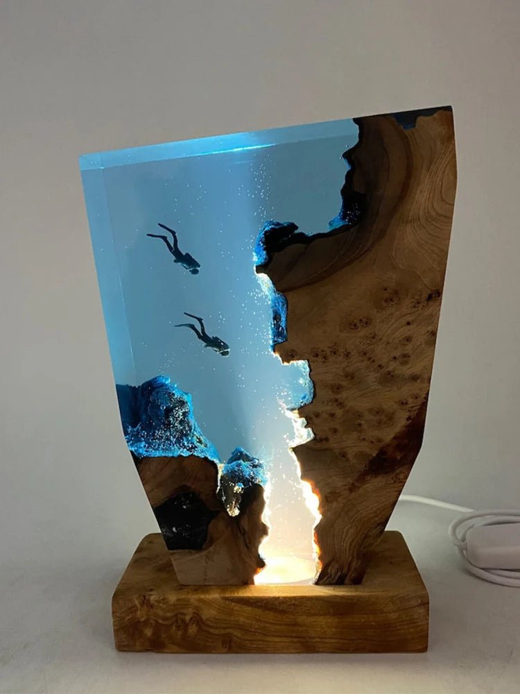 Seabed World Resin Table Light with Art Decoration - Casatrail.com