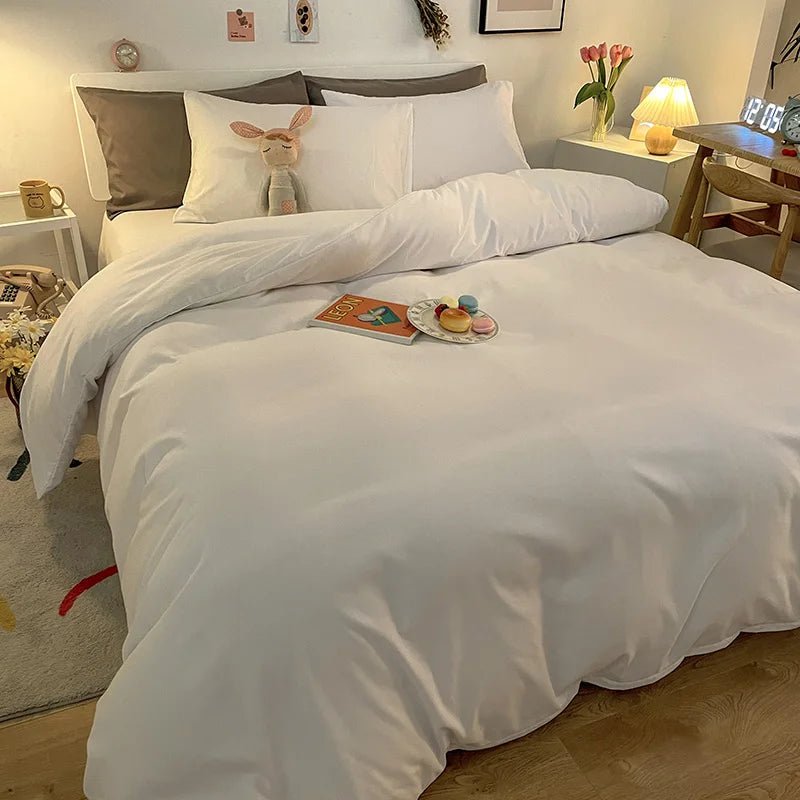 Skin - friendly Quilt Cover Simple Style Bed Linen - Casatrail.com