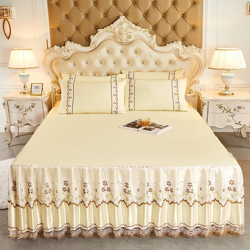 Soft Lace Bed Skirt Set for King/Queen Size Beds - Casatrail.com