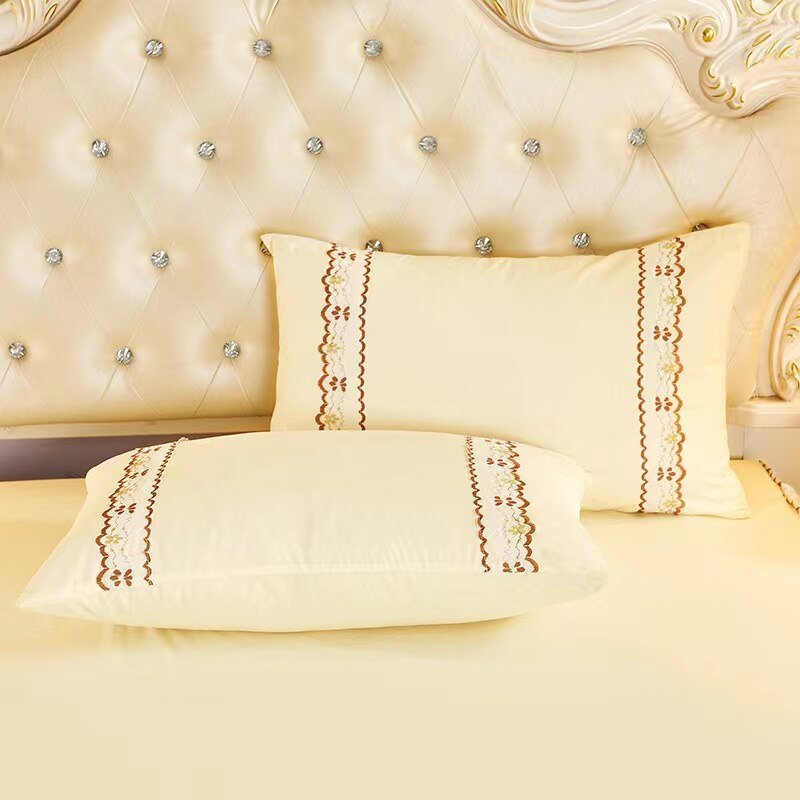 Soft Lace Bed Skirt Set for King/Queen Size Beds - Casatrail.com