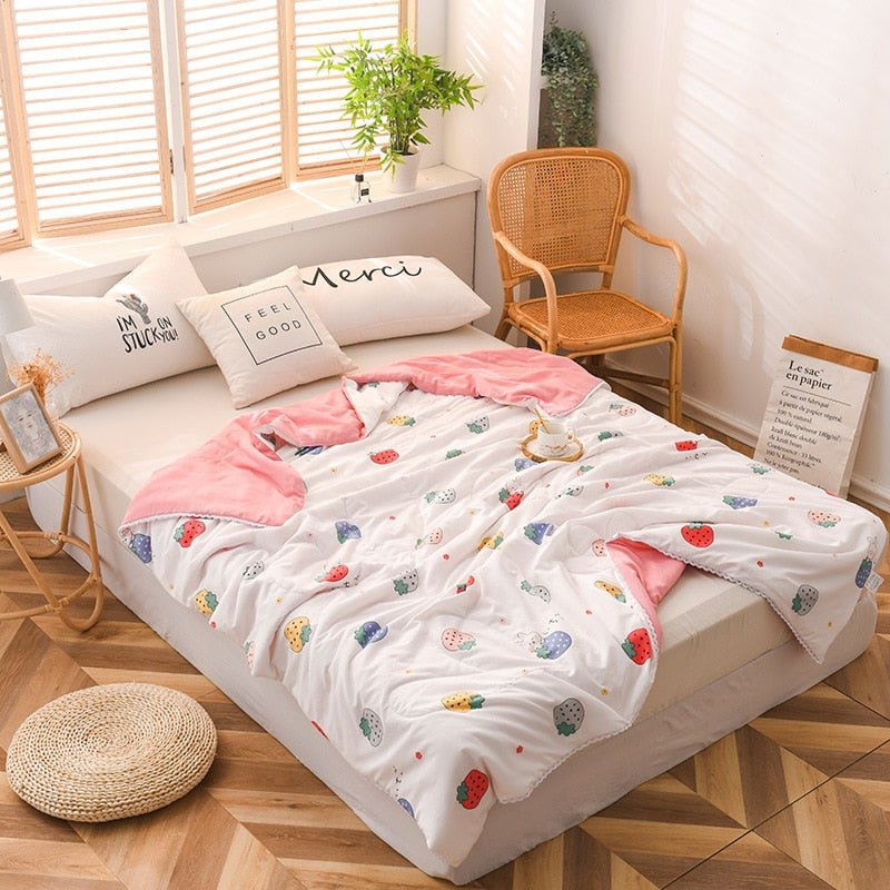 Soft Queen Size Summer Quilt for Adults and Kids - Casatrail.com