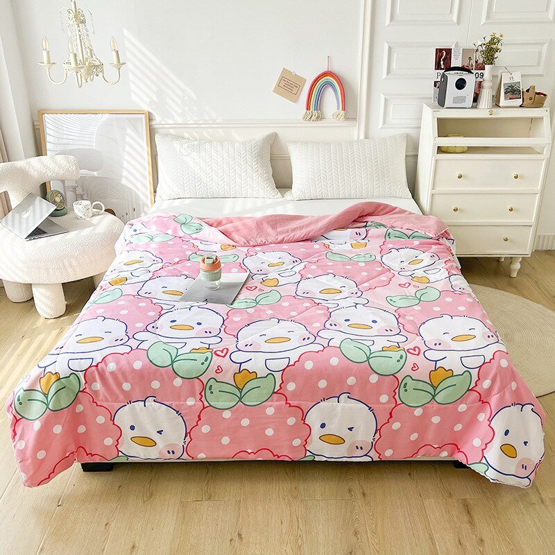 Soft Queen Size Summer Quilt for Adults and Kids - Casatrail.com