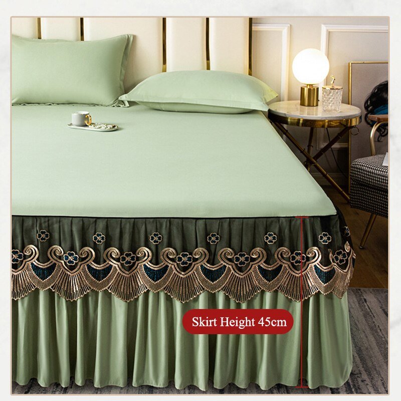 Solid Color Lace Bed Skirt Three Piece Set with Princess Style for Smooth Bed Spread and Mattress Protection - Casatrail.com