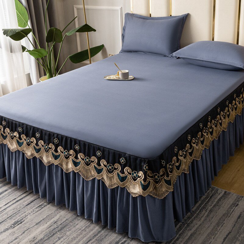 Solid Color Lace Bed Skirt Three Piece Set with Princess Style for Smooth Bed Spread and Mattress Protection - Casatrail.com