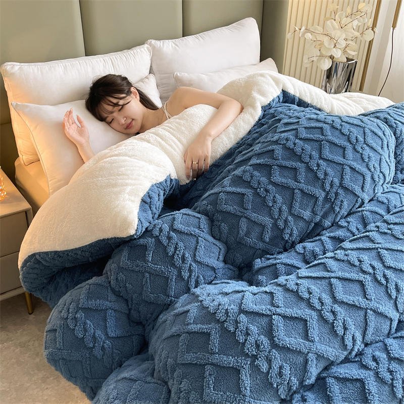 Super Thick Winter Warm Blanket with Artificial Lamb Cashmere for Bed - Casatrail.com