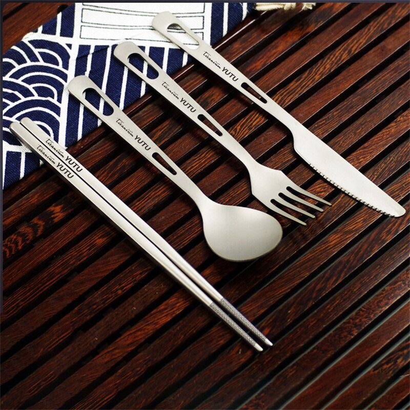 Titanium Tableware Set - Ultralight Portable Cutlery - Casatrail.com