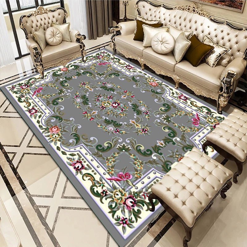 Traditional Living Room Rug - Casatrail.com