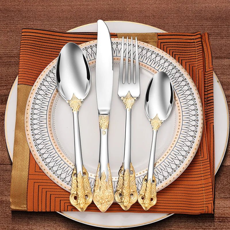 Vintage Western Gold Cutlery Set - Casatrail.com