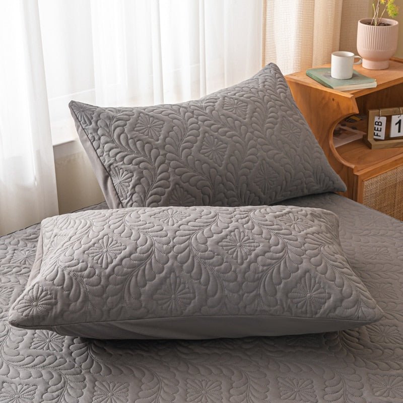 Waterproof Quilted Pillowcase - Solid Color - Casatrail.com