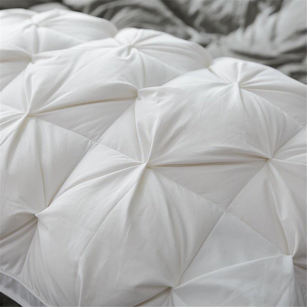 White Goose Down Pillow - 100% Cotton Bedding - Casatrail.com