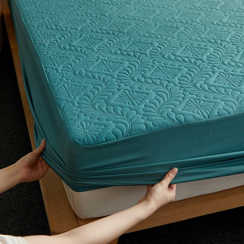 Quilted Waterproof Mattress Cover - King Size